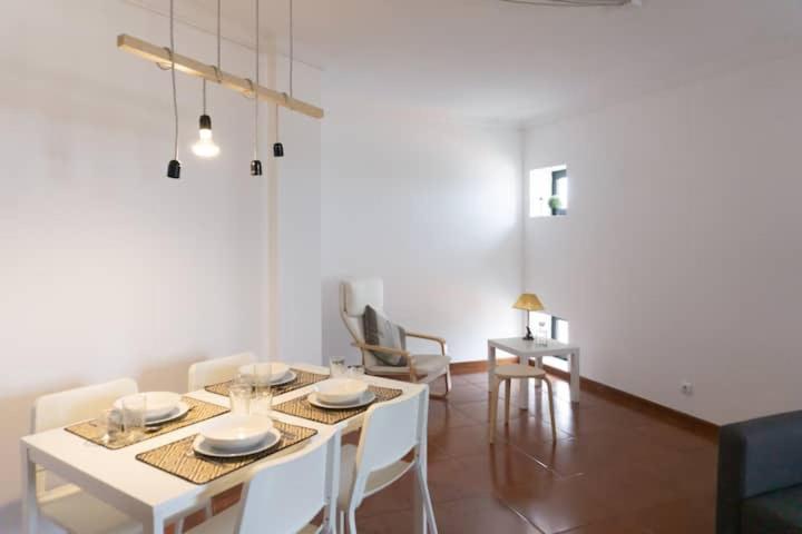8Rooftop - T2 Com Terraco E Vista Para As Salinas! Lägenhet Aveiro Exteriör bild